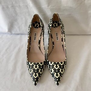 Miu Miu teal black and cream stiletto pump in size 39